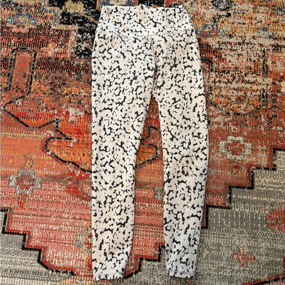 Varley Century Legging, Size Small - Picture 3 of 7